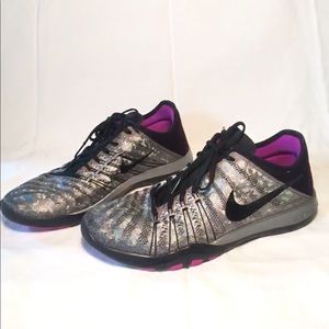 Nike Free TR 6 Training Sneakers